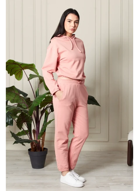 Koyu Pembe